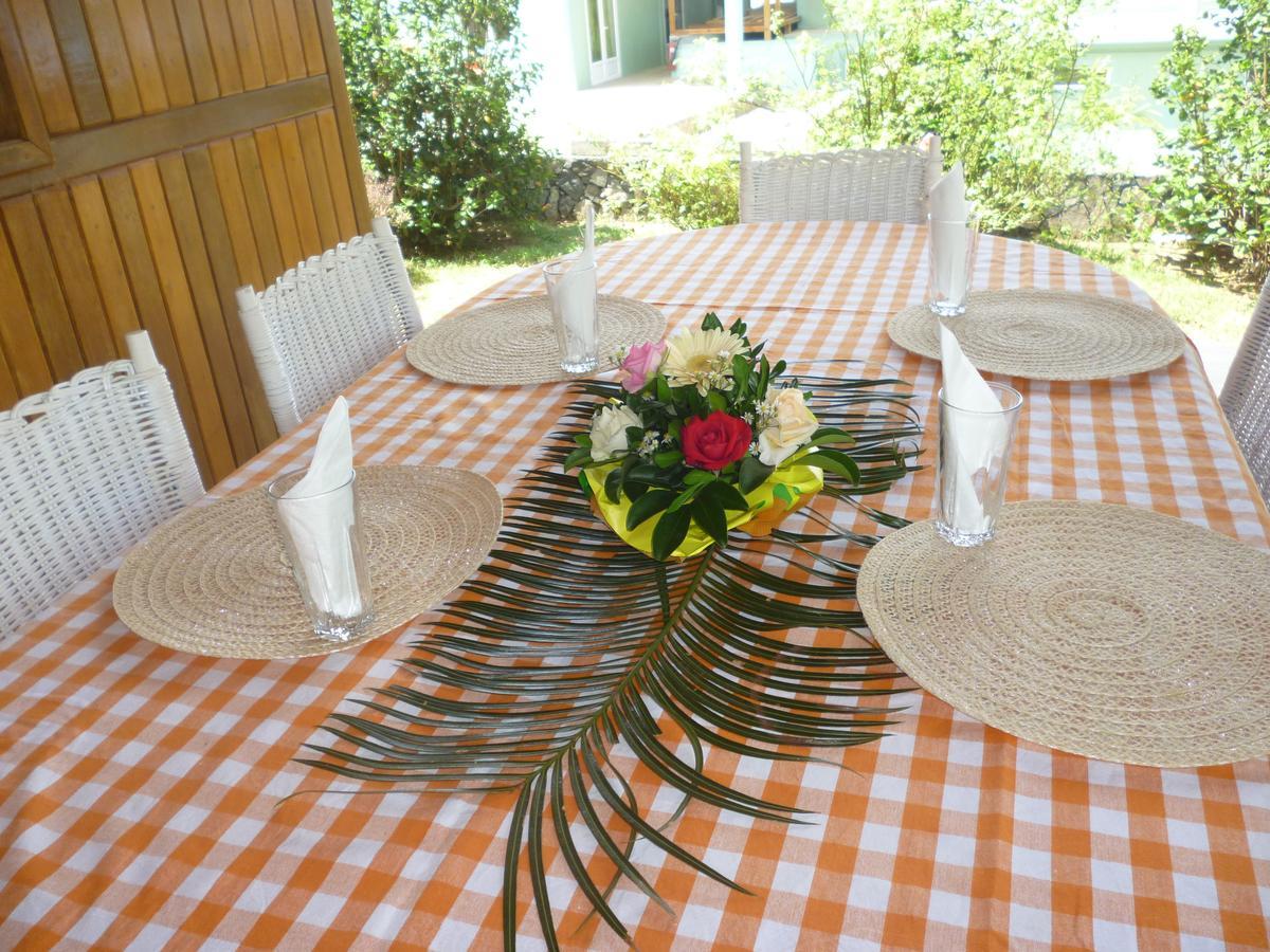 Chez Clenya Guesthouse La Ferme Buitenkant foto